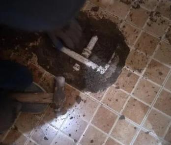 资阳卫生间漏水维修公司为您分享下卫生间渗水如何处理及注意事项